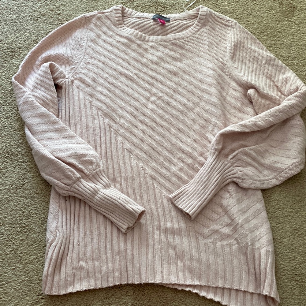 Vince Camuto pink sweater